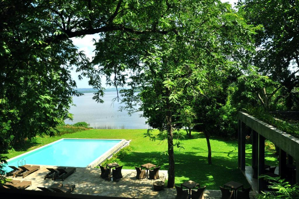 Roman Lake Ayurveda Boutique Resort - Level 1 Certified Ahungalla Exteriér fotografie