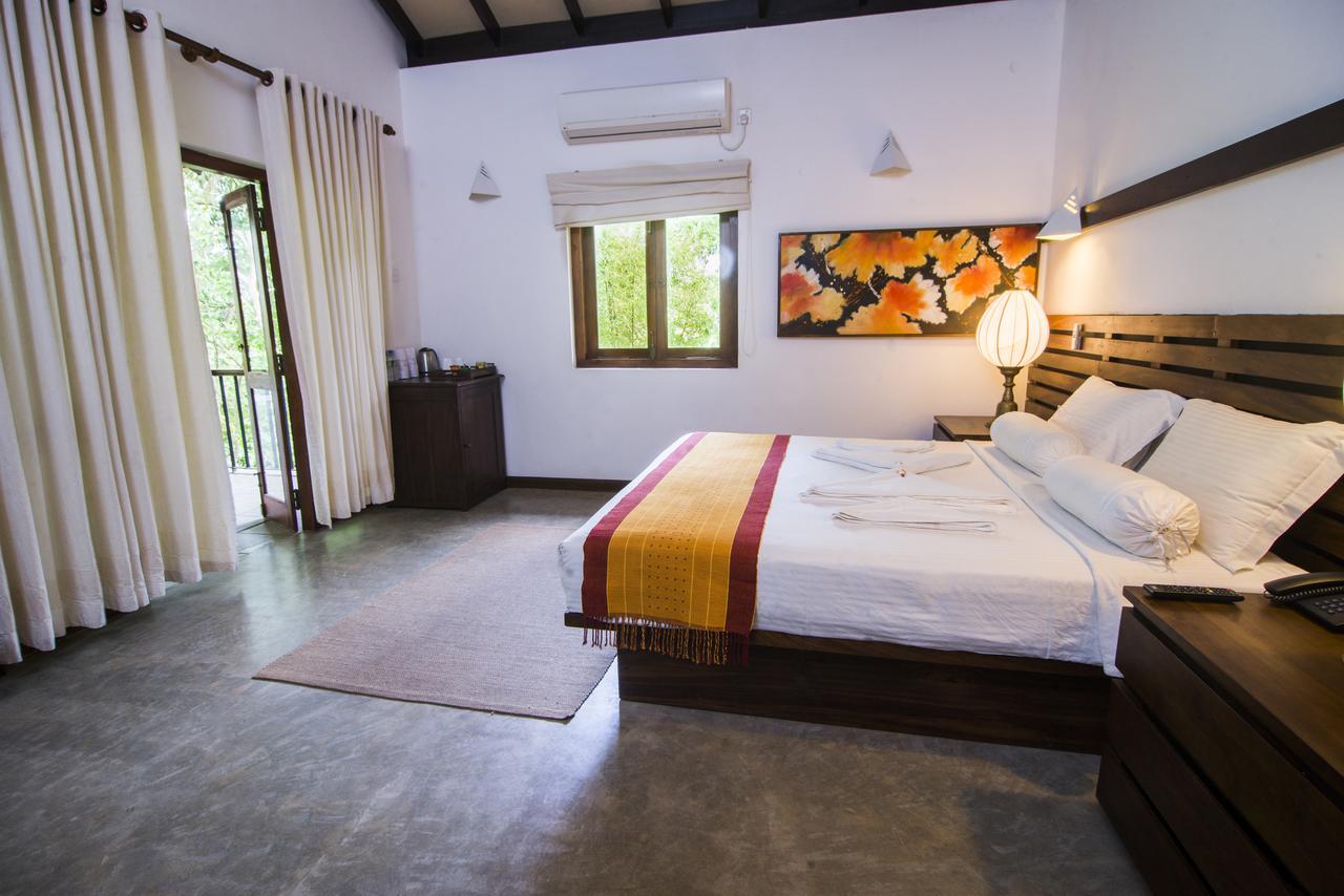 Roman Lake Ayurveda Boutique Resort - Level 1 Certified Ahungalla Exteriér fotografie